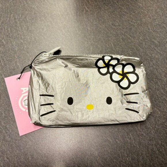 ALOHA COLLECTION X HELLO KITTY Mini Pouch 3-Piece Set - Pink/White/Silver - NWT! - Picture 6 of 7